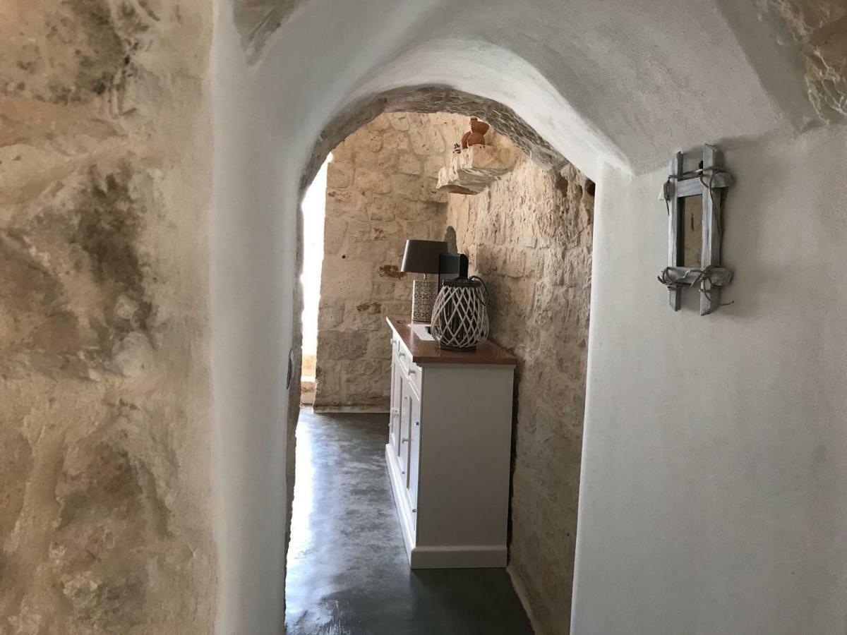 Trulli Da Lalli Остуні Екстер'єр фото