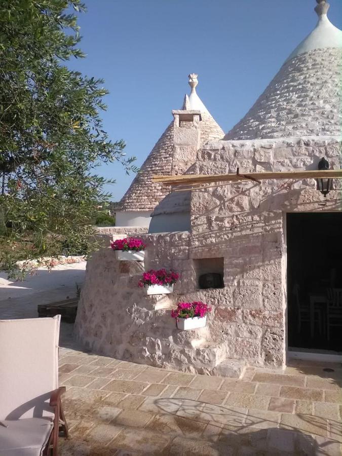 Trulli Da Lalli Остуні Екстер'єр фото
